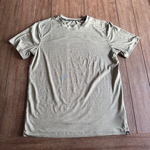 Gaiam Performance T-Shirt Men’s Medium Green | Lightweight Active Tee